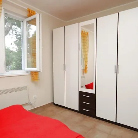 House With A Parking Space Premantura, Medulin - 7323 Дом отдыха Пула